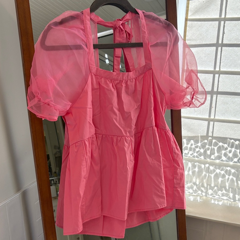 NWOT Tuckernuck Pomander Place Pink Tinsley Top